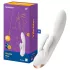 Satisfyer Double Flex - lietotnē vadāms vibrators ar klitora kājiņu (balts)